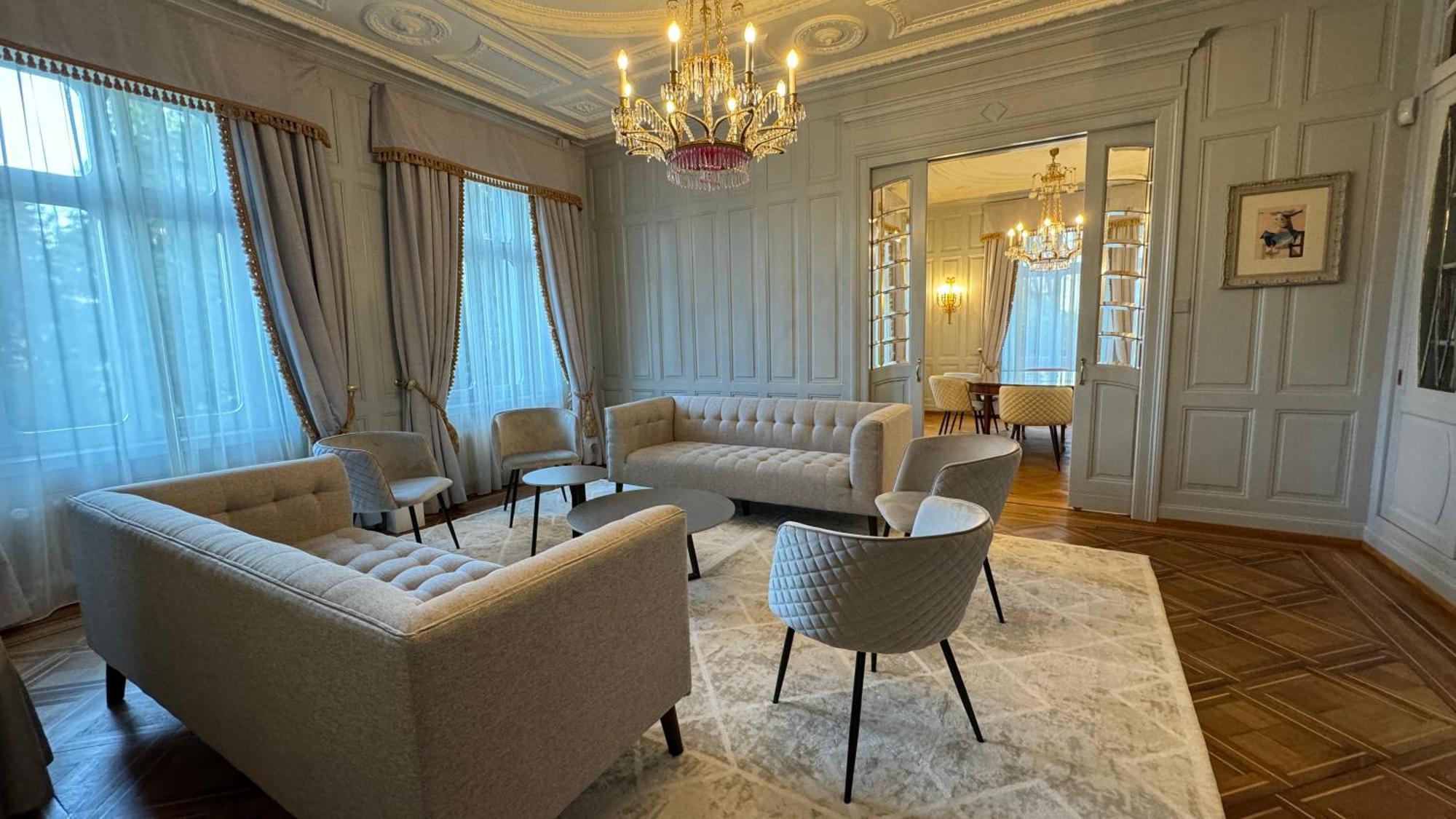 Entire Zurich Villa, Your Private Luxury Escape With In House Staff Exteriör bild