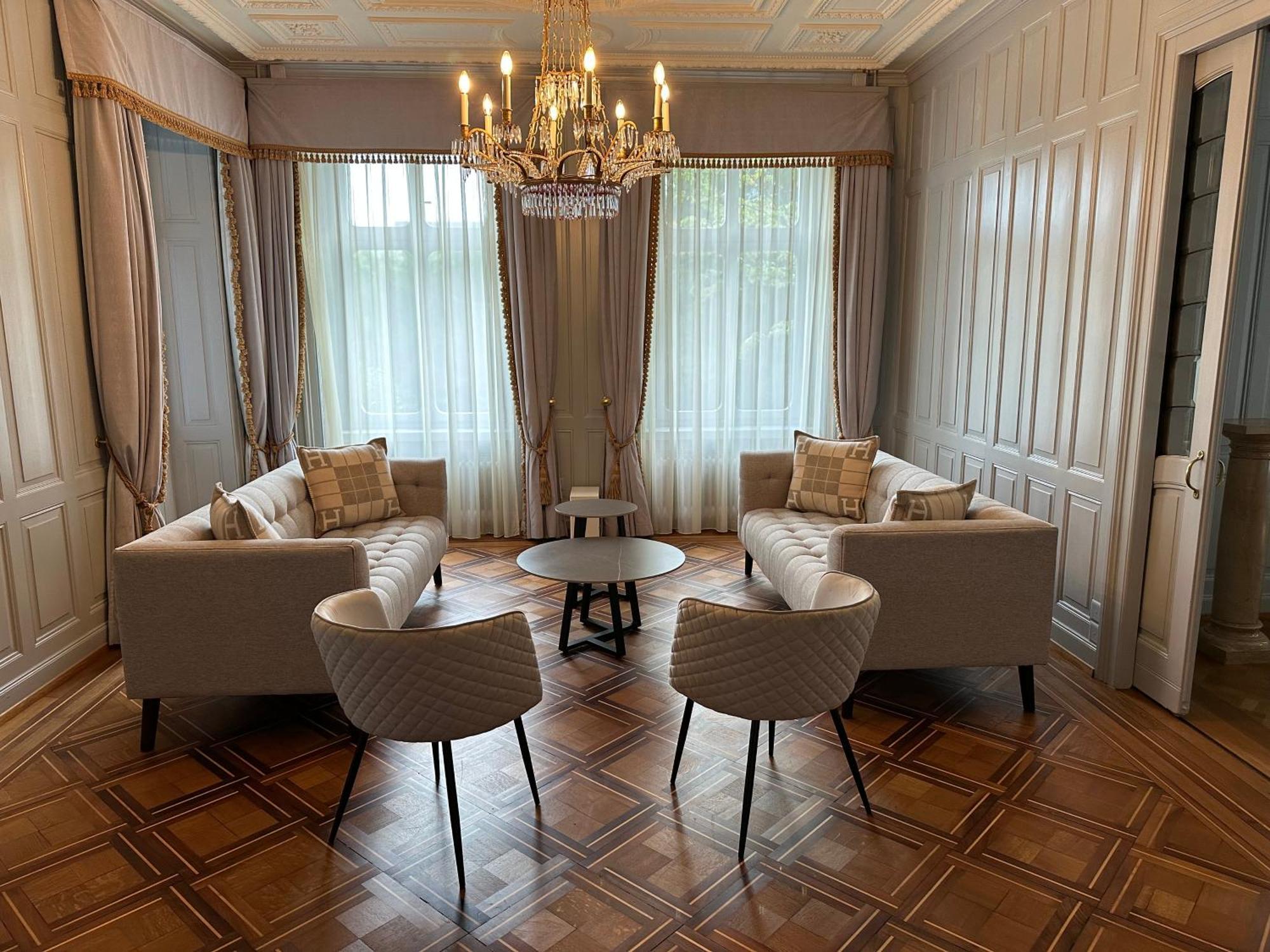 Entire Zurich Villa, Your Private Luxury Escape With In House Staff Exteriör bild